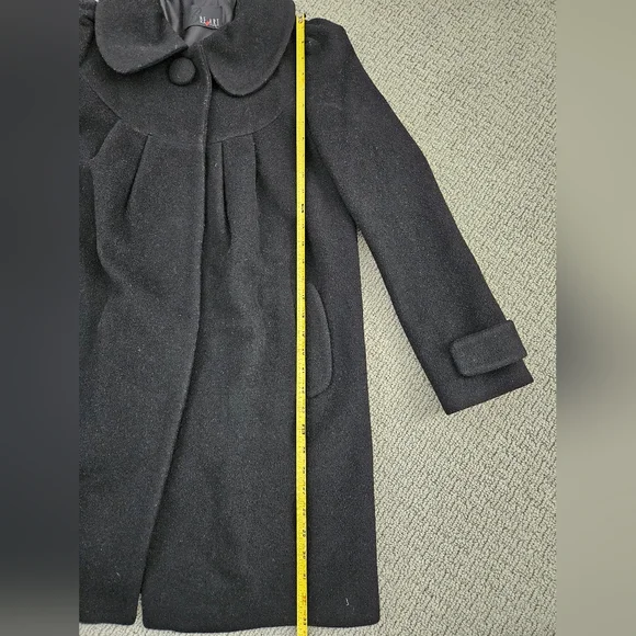 Women's Sz Small Wool Coat Jacket in Black w Oversized Collar and Puff Shoulders - Picture 5 of 11